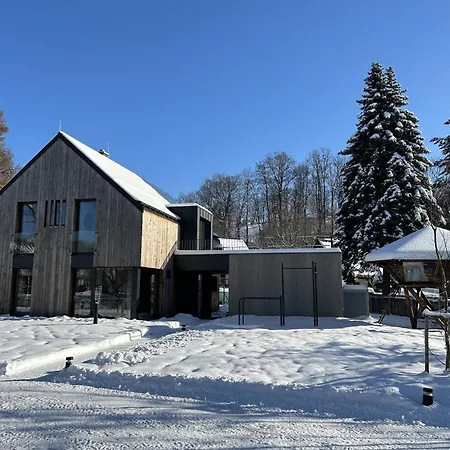 Villa In Near Slope Černý Dŭl